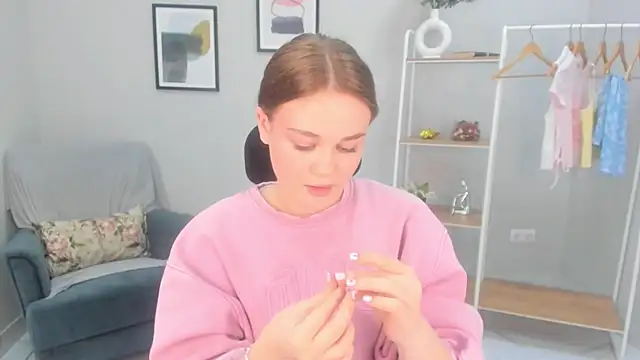 Liana Bert online show from February 2026 11:31:02 AM