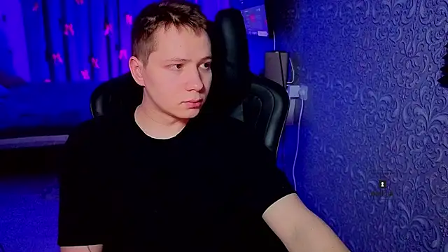 Snapshot of Karl_Night_ chatting on March 2026 05:19:02 PM Karl Night online show from March 2026 05:19:02 PM