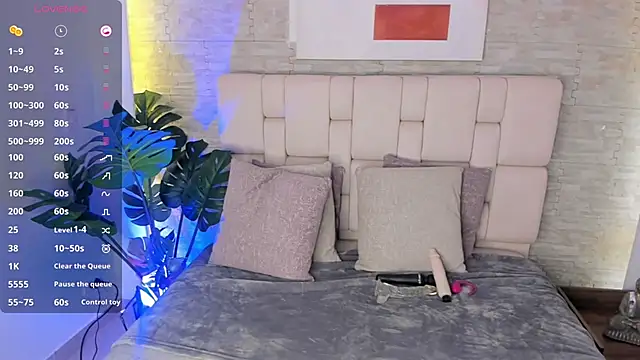 Snapshot of cloe_spencer_ chatting on February 2026 07:34:02 PM cloe spencer online show from February 2026 07:34:02 PM