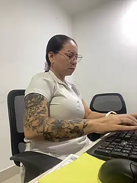 Snapshot of sweet_wet_dreamss chatting on February 2026 01:36:01 AM sweet wet dreamss online show from February 2026 01:36:01 AM