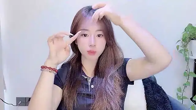 Baixi-01 online show from May 2026 04:19:01 AM