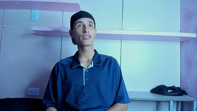 Snapshot of Thiagoduarte_ chatting on February 2026 11:44:01 AM Thiagoduarte online show from February 2026 11:44:01 AM