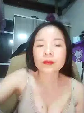 Snapshot of Ivy_Trix2 chatting on February 2026 02:48:02 PM Ivy Trix2 online show from February 2026 02:48:02 PM