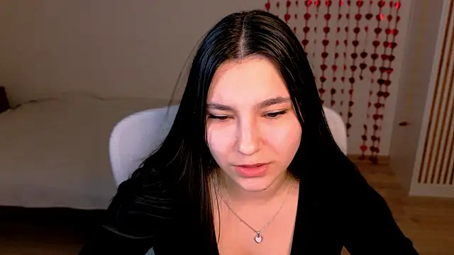 Snapshot of Ari_Grend chatting on February 2026 04:40:01 PM Ari Grend online show from February 2026 04:40:01 PM