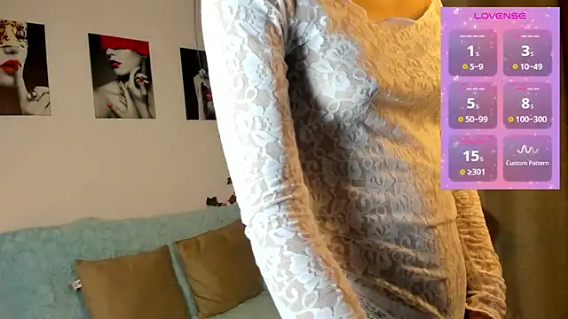 Snapshot of Rebeca_Marchetti chatting on May 2026 08:49:02 PM Rebeca Marchetti online show from May 2026 08:49:02 PM