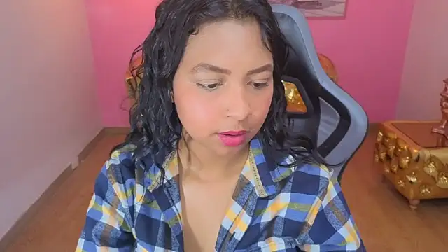 Snapshot of Kristen_black_T chatting on February 2026 07:37:02 PM Kristen black T online show from February 2026 07:37:02 PM