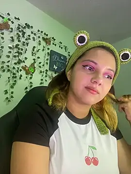 aurora bela online show from March 2026 10:51:01 AM