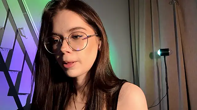 Snapshot of DebraSchneider chatting on March 2026 05:19:02 PM DebraSchneider online show from March 2026 05:19:02 PM