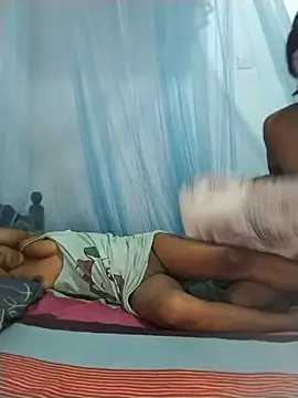 Snapshot of Miss-malika chatting on July 2026 05:28:01 PM Miss-malika online show from July 2026 05:28:01 PM