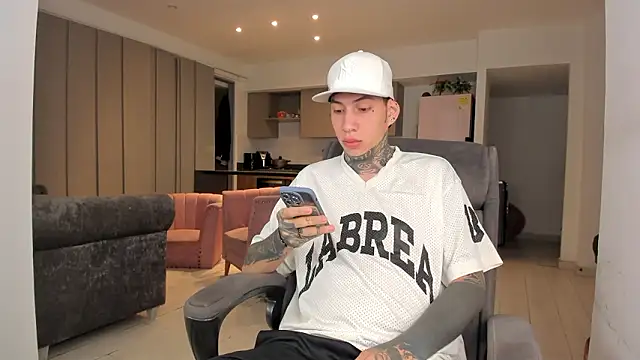 im dantee online show from March 2026 04:14:02 AM