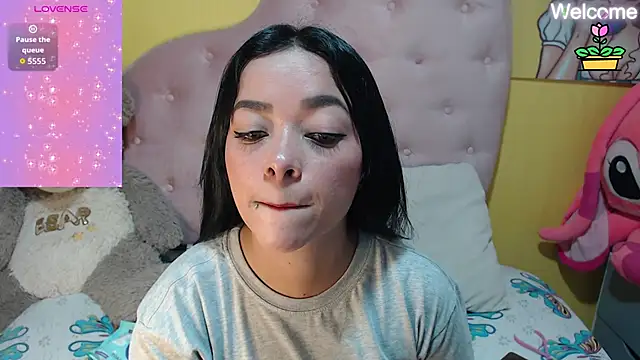 Sophiiee Gray online show from May 2026 01:44:01 AM