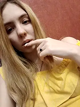 Prinseska27 online show from March 2026 07:54:01 PM