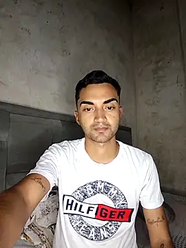 Snapshot of Enma26- chatting on February 2026 02:22:01 AM Enma26- online show from February 2026 02:22:01 AM