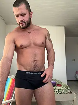 Romaninho online show from May 2026 11:18:02 AM