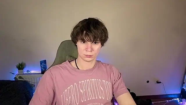 AnthonyCuutie online show from June 2026 05:55:02 PM