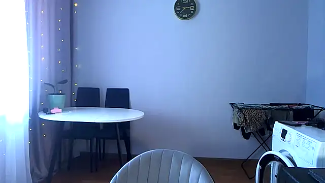 imvika online show from June 2026 02:23:02 AM