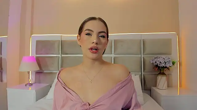 Snapshot of Megaan_Rousee chatting on March 2026 11:45:02 AM Megaan Rousee online show from March 2026 11:45:02 AM