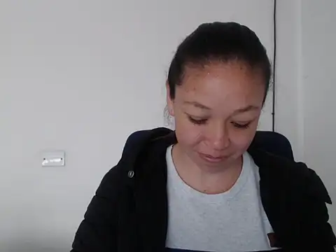 Snapshot of Eliane_cooper21 chatting on March 2026 06:47:01 PM Eliane cooper21 online show from March 2026 06:47:01 PM