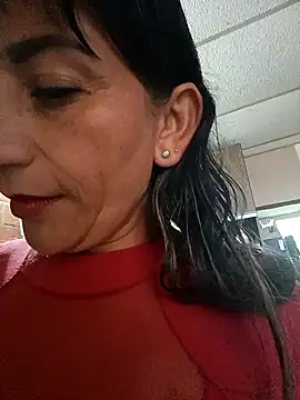 Snapshot of Lucia_Rios chatting on May 2026 10:37:01 PM Lucia Rios online show from May 2026 10:37:01 PM