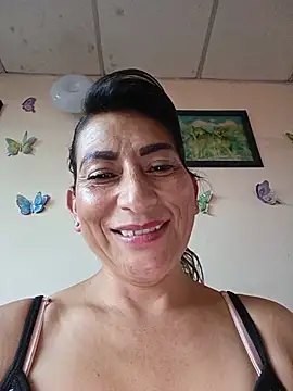 Snapshot of Lucia_Rios chatting on May 2026 10:51:01 PM Lucia Rios online show from May 2026 10:51:01 PM