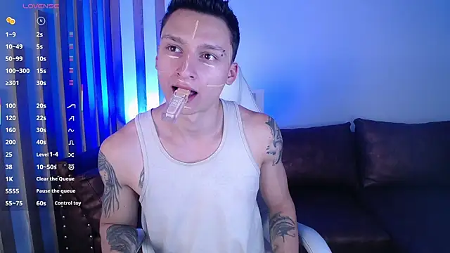 Snapshot of DIEGO_JONES chatting on April 2026 08:26:01 PM DIEGO JONES online show from April 2026 08:26:01 PM