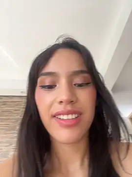 Snapshot of Mia-villalobos chatting on April 2026 01:48:02 PM Mia-villalobos online show from April 2026 01:48:02 PM