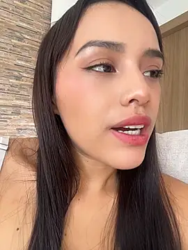 Snapshot of Mia-villalobos chatting on May 2026 01:48:02 PM Mia-villalobos online show from May 2026 01:48:02 PM