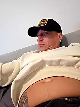 Snapshot of DoggiiDick chatting on March 2026 03:58:01 PM DoggiiDick online show from March 2026 03:58:01 PM