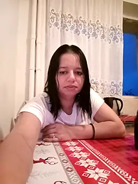 roxana e43 online show from May 2026 06:02:02 PM