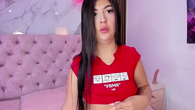 Snapshot of AbrilQuintana_ chatting on April 2026 11:35:02 AM AbrilQuintana online show from April 2026 11:35:02 AM