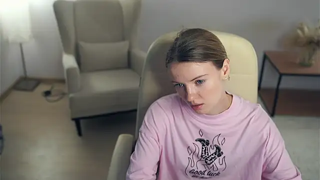 Snapshot of RivkaWarfel chatting on March 2026 09:16:01 AM RivkaWarfel online show from March 2026 09:16:01 AM