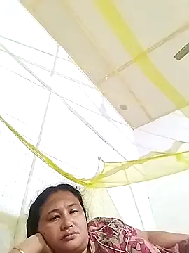Snapshot of Rashi_bhabi chatting on June 2026 10:45:02 PM Rashi bhabi online show from June 2026 10:45:02 PM