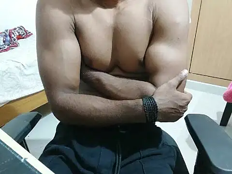 kratosTheHunk online show from May 2026 12:10:01 PM