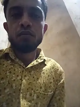 Snapshot of Mehrab70 chatting on March 2026 04:14:02 PM Mehrab70 online show from March 2026 04:14:02 PM