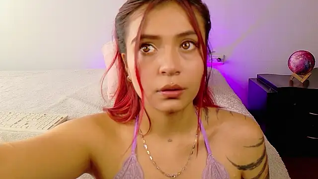 Sophie Evanns  online show from March 2026 06:02:02 PM