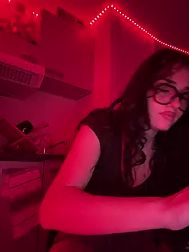 Claraaaaa06 online show from April 2026 07:52:01 PM