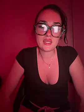 Snapshot of Claraaaaa06 chatting on April 2026 07:28:01 PM Claraaaaa06 online show from April 2026 07:28:01 PM