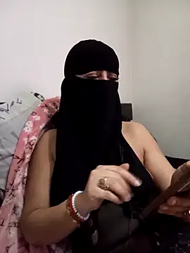 Snapshot of Hayat-zahri chatting on March 2026 03:09:01 AM Hayat-zahri online show from March 2026 03:09:01 AM