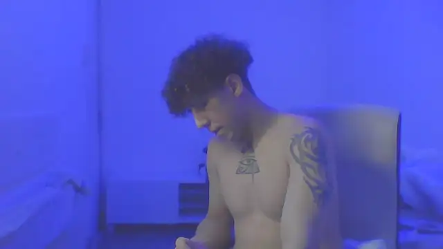 Snapshot of TitanNoir chatting on March 2026 05:08:02 AM TitanNoir online show from March 2026 05:08:02 AM