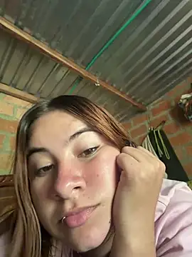Zoe Luxxe  online show from May 2026 09:42:02 PM