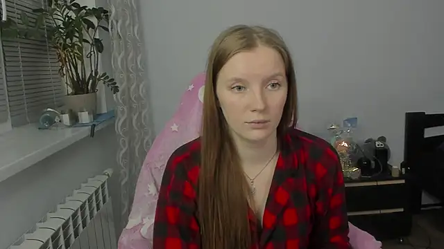 Mary Blu online show from November 2025 06:01:02 PM