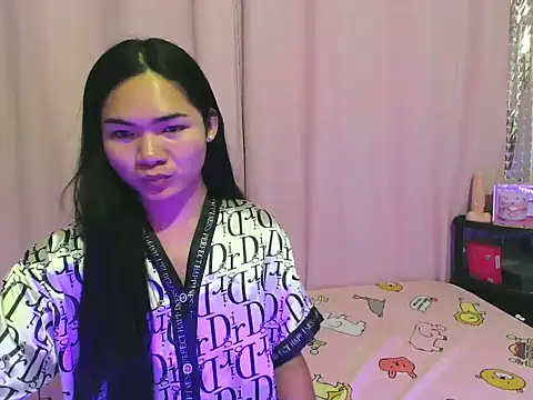 Snapshot of rainexox1 chatting on April 2026 06:05:01 AM rainexox1 online show from April 2026 06:05:01 AM