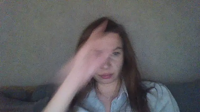 Snapshot of Luna2547 chatting on April 2026 06:25:01 PM Luna2547 online show from April 2026 06:25:01 PM