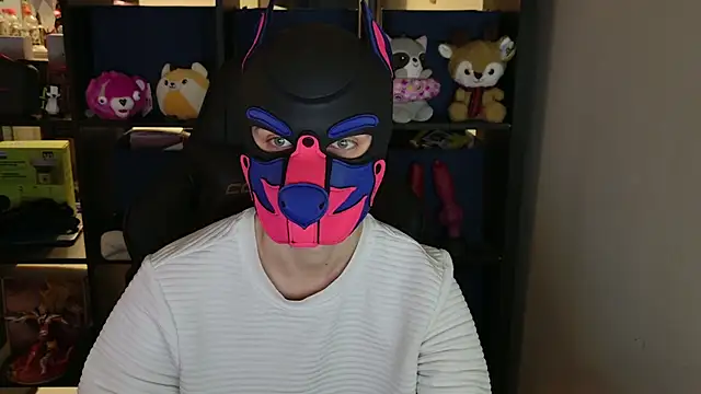 Snapshot of MellPUP chatting on April 2026 12:56:01 PM MellPUP online show from April 2026 12:56:01 PM