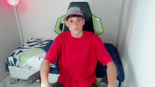 Snapshot of Pablito_junior chatting on March 2026 03:12:01 AM Pablito junior online show from March 2026 03:12:01 AM