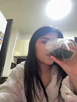 Snapshot of MistressMollyx chatting on March 2026 10:49:02 PM MistressMollyx online show from March 2026 10:49:02 PM