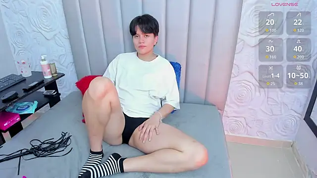 TallSnuSnu online show from May 2026 01:27:01 PM