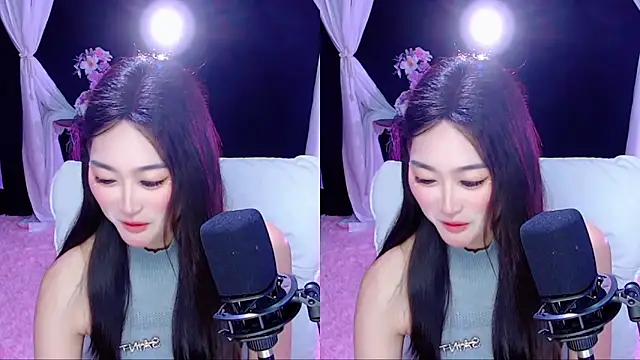 Snapshot of Tili-668 chatting on March 2026 02:06:02 AM Tili-668 online show from March 2026 02:06:02 AM