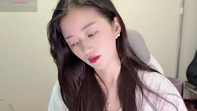 jinxiyao01 online show from June 2026 02:43:02 AM