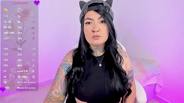 Snapshot of heeyy_kitty chatting on July 2026 08:57:02 PM heeyy kitty online show from July 2026 08:57:02 PM